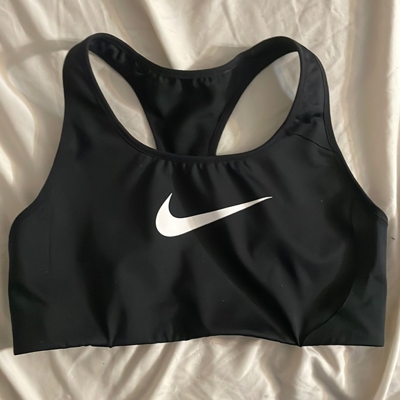 NIke Sports Bra - Picture 1 of 3
